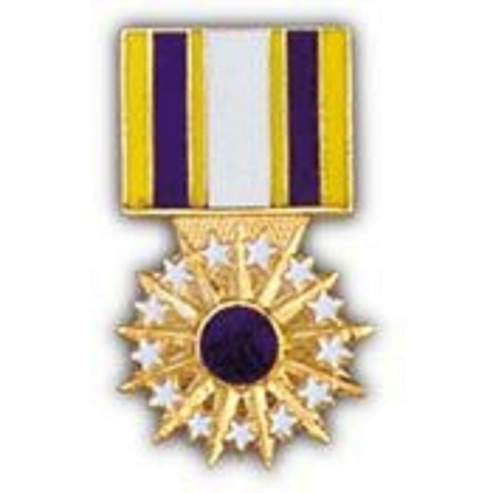MEDAL USAF DIST Services - Original Artwork, Expertly Designed , PIN - 1.1875"