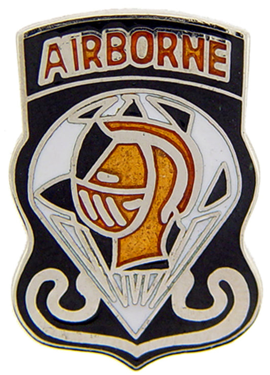 U.S. ARMY, AIRBORNE GOLDEN KNIGHTS PARA TEAM - Original Artwork, Expertly Designed PIN - 1"