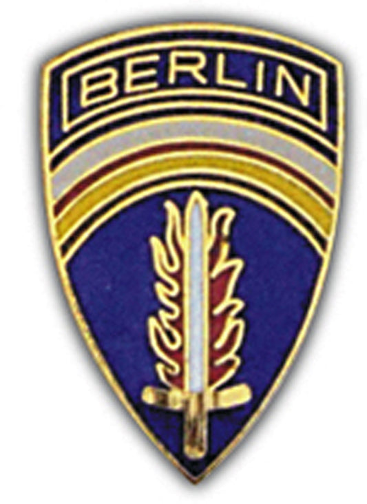 UNITED STATES ARMY PIN - ARMY BERLIN Officially Licensed USA American Military Expertly Designed PIN - 1"